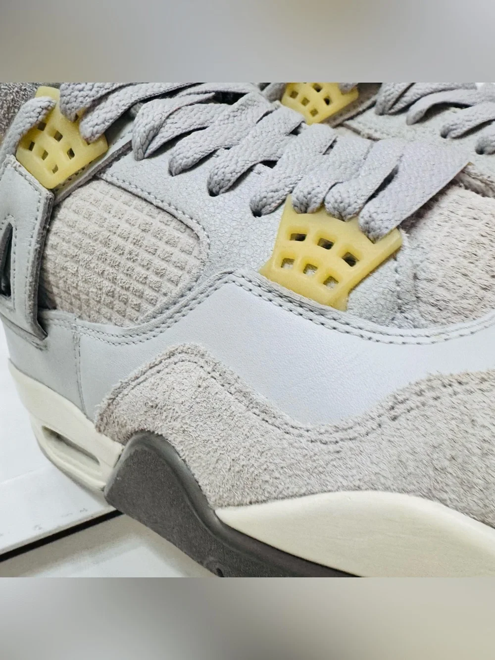 🔥 ABSOLUTE GRAIL ALERT – Jordan 4 SE Craft “Photon Dust” 🔥 Size 10.5
